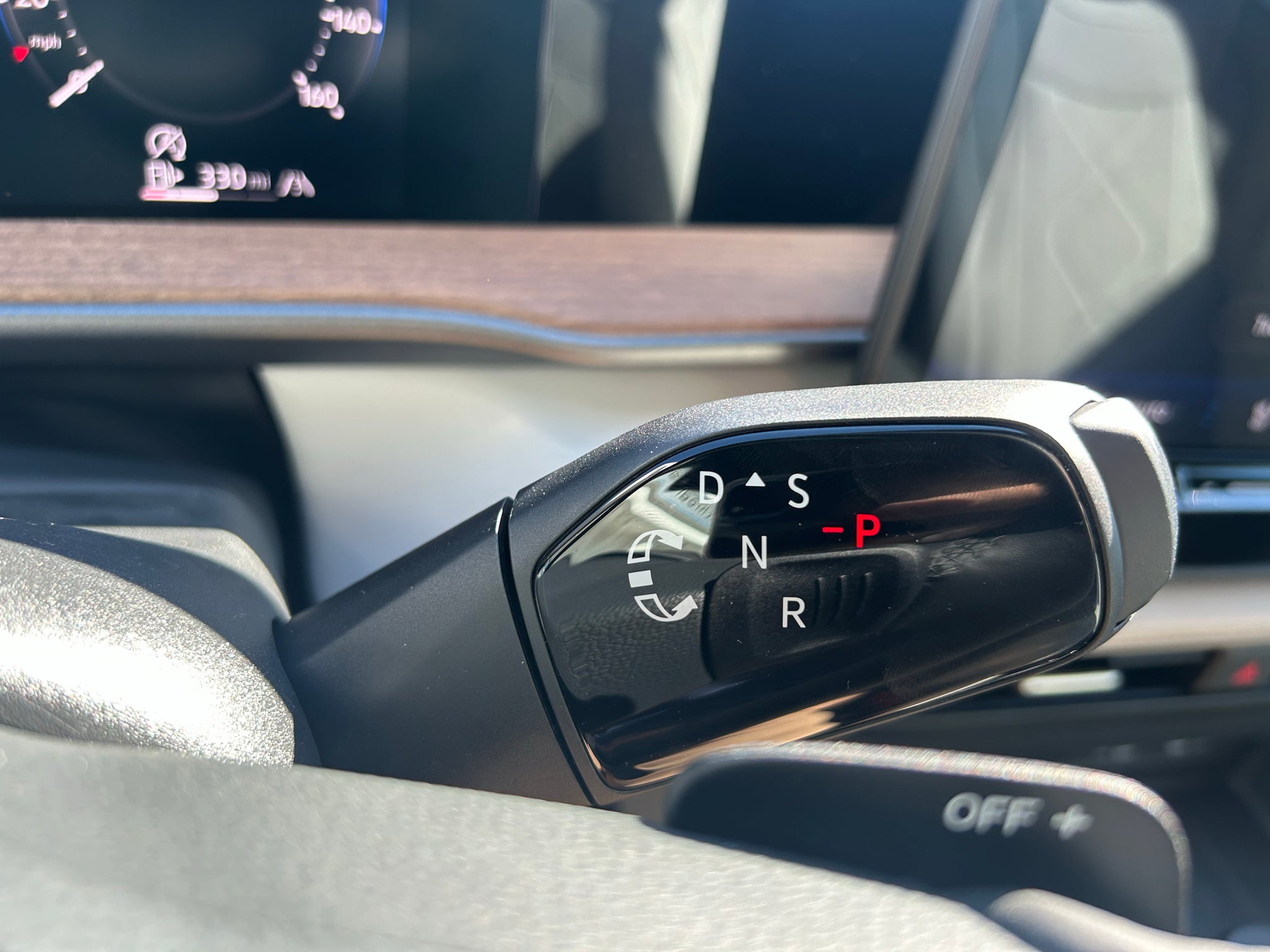 2027 Volkswagen Atlas SEL R-Line