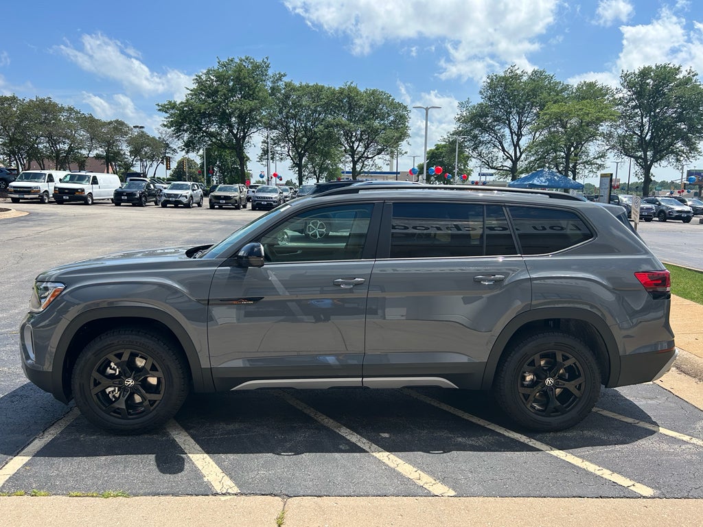 2026 Volkswagen Atlas 2.0T Peak Edition
