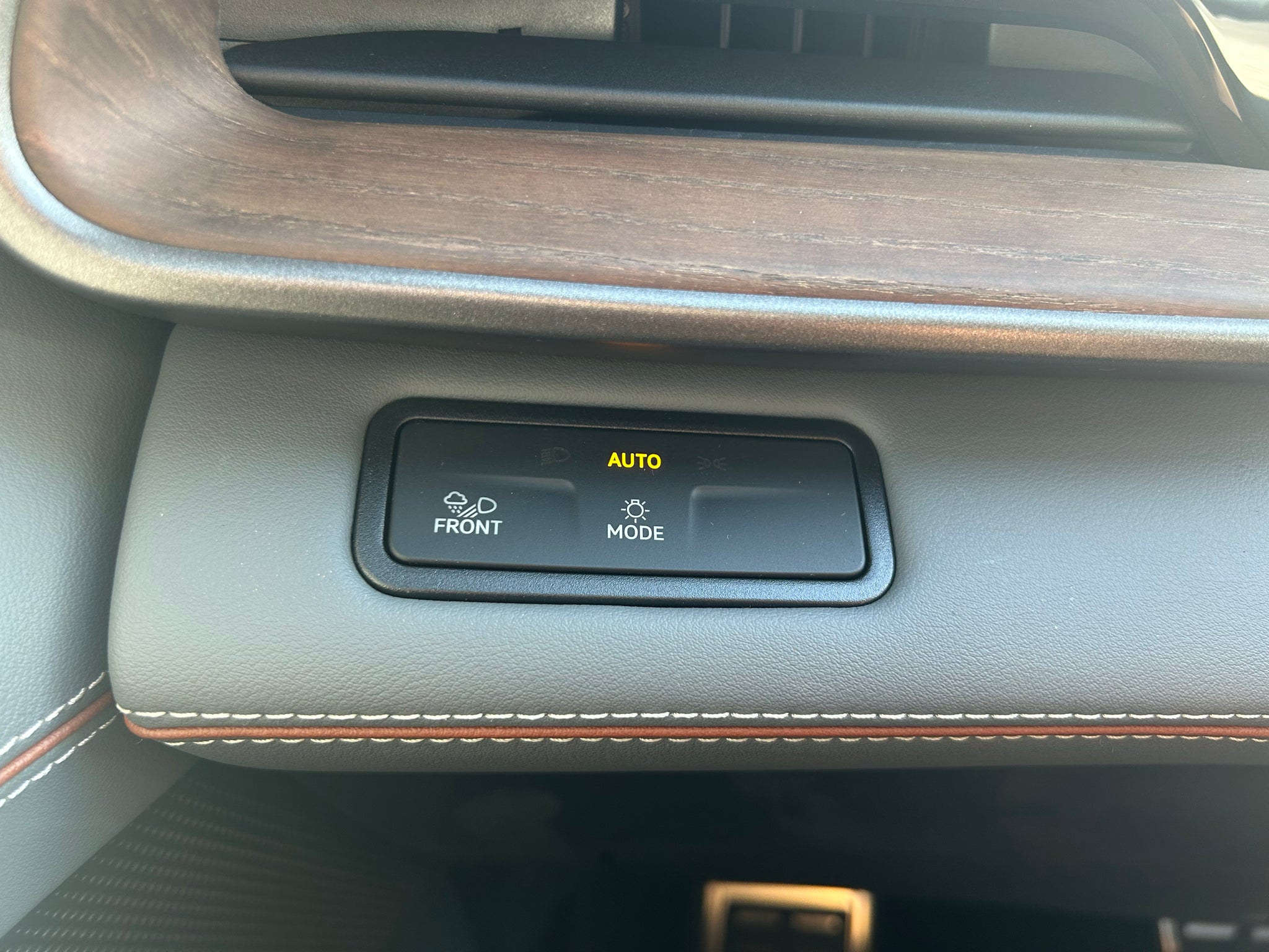 2027 Volkswagen Atlas SEL Premium R-Line 4Motion