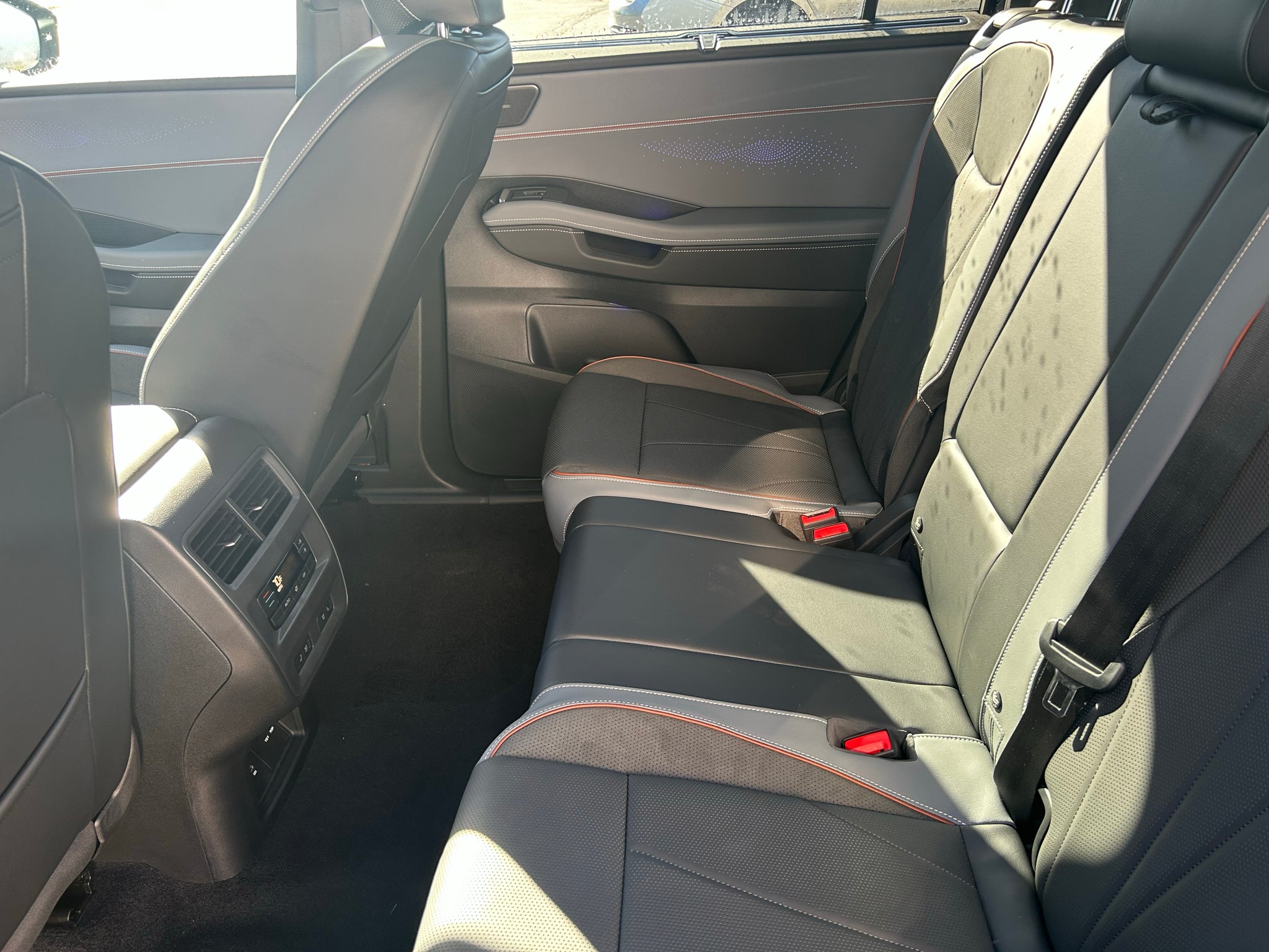 2027 Volkswagen Atlas SEL Premium R-Line 4Motion