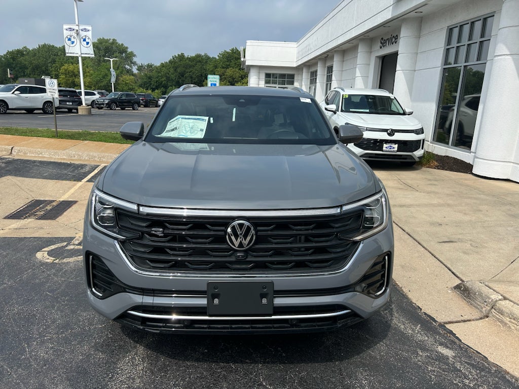 2026 Volkswagen Atlas Cross Sport 2.0T SEL Premium R-Line