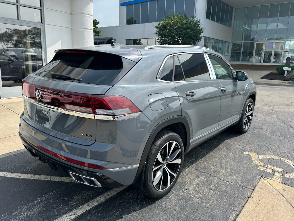 2026 Volkswagen Atlas Cross Sport 2.0T SEL Premium R-Line