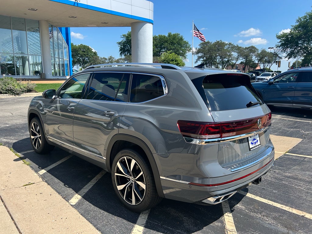 2026 Volkswagen Atlas 2.0T SEL Premium R-Line