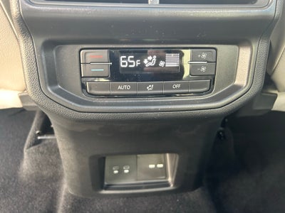 2027 Volkswagen Atlas SE w/Tech w/Sunroof 4Motion