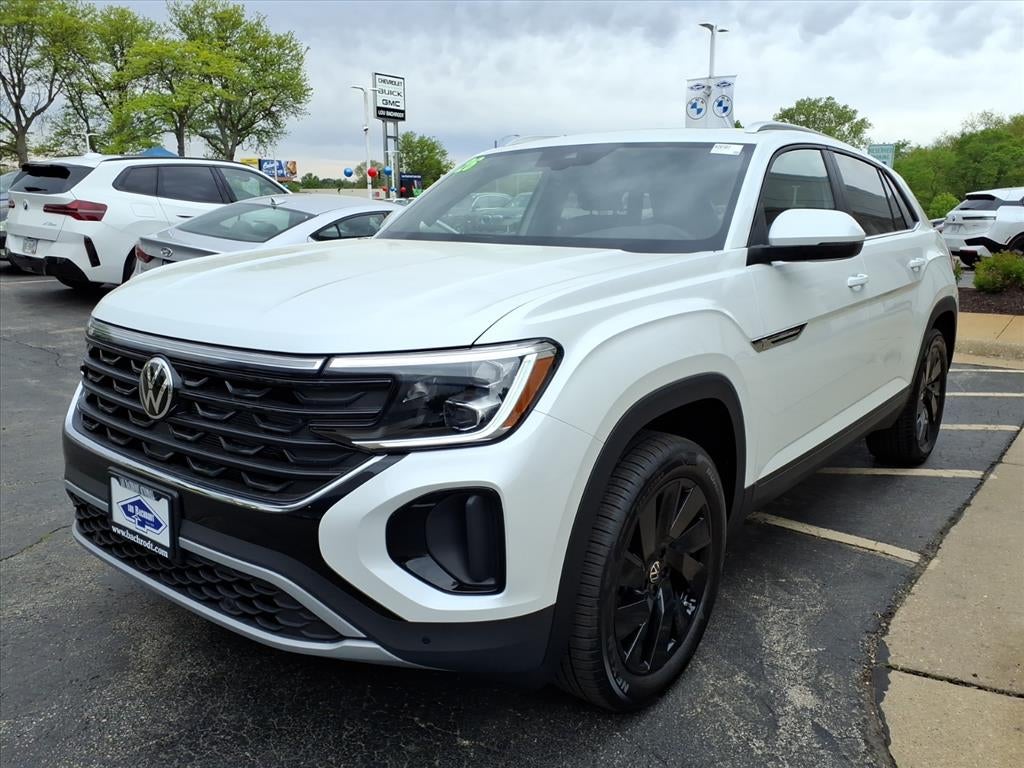 2026 Volkswagen Atlas Cross Sport 2.0T SE w/Technology