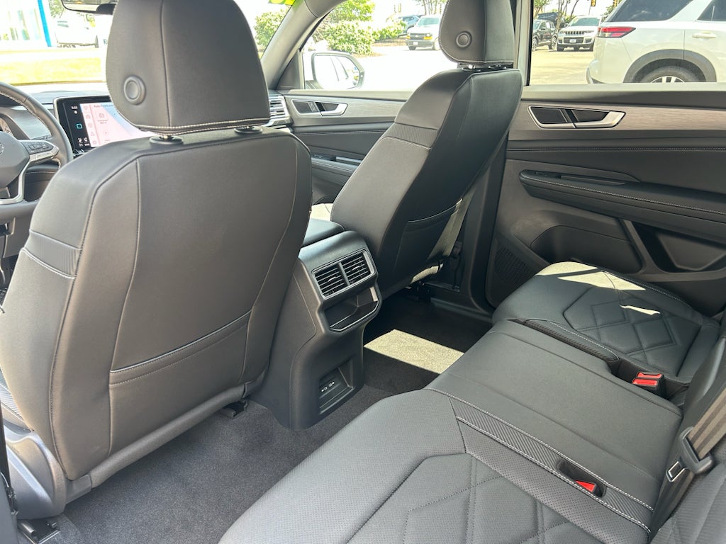 2026 Volkswagen Atlas Cross Sport 2.0T SE