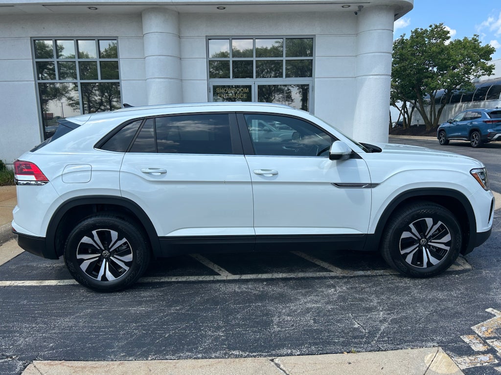2026 Volkswagen Atlas Cross Sport 2.0T SE