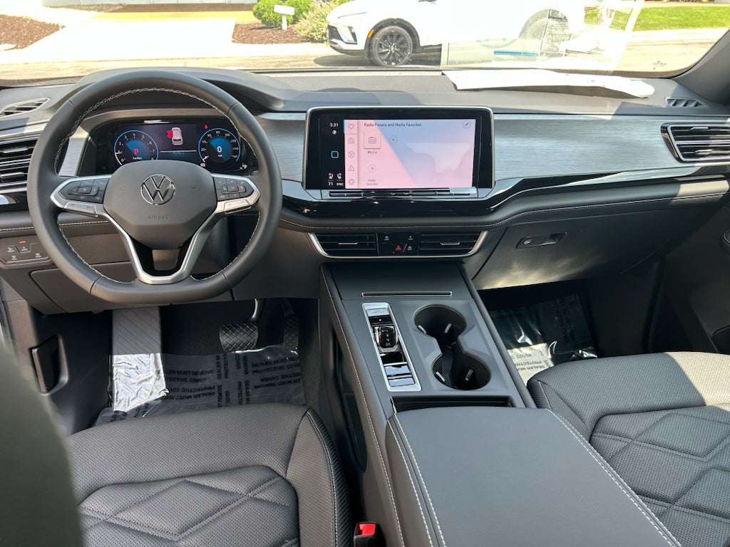 2026 Volkswagen Atlas Cross Sport 2.0T SE