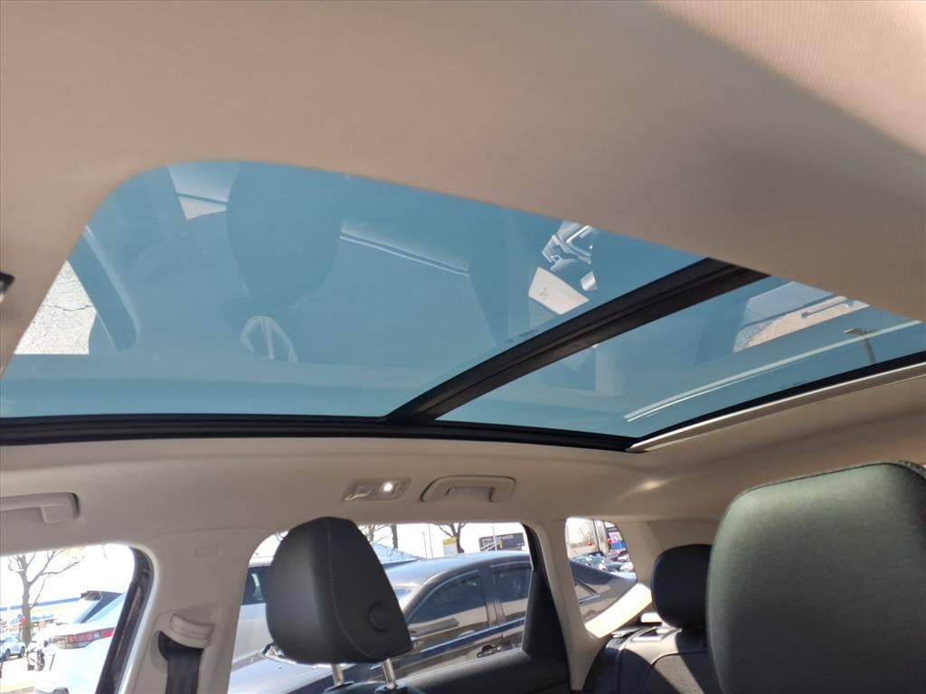 2026 Volkswagen Taos SE Black