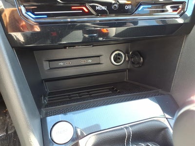 2027 Volkswagen Taos SE Black 4Motion