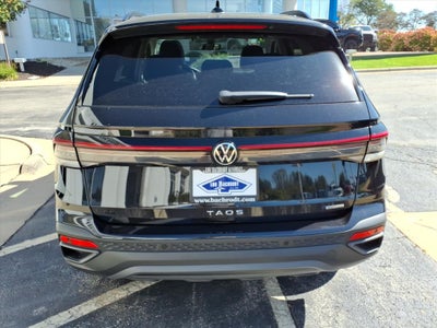 2027 Volkswagen Taos SE Black 4Motion