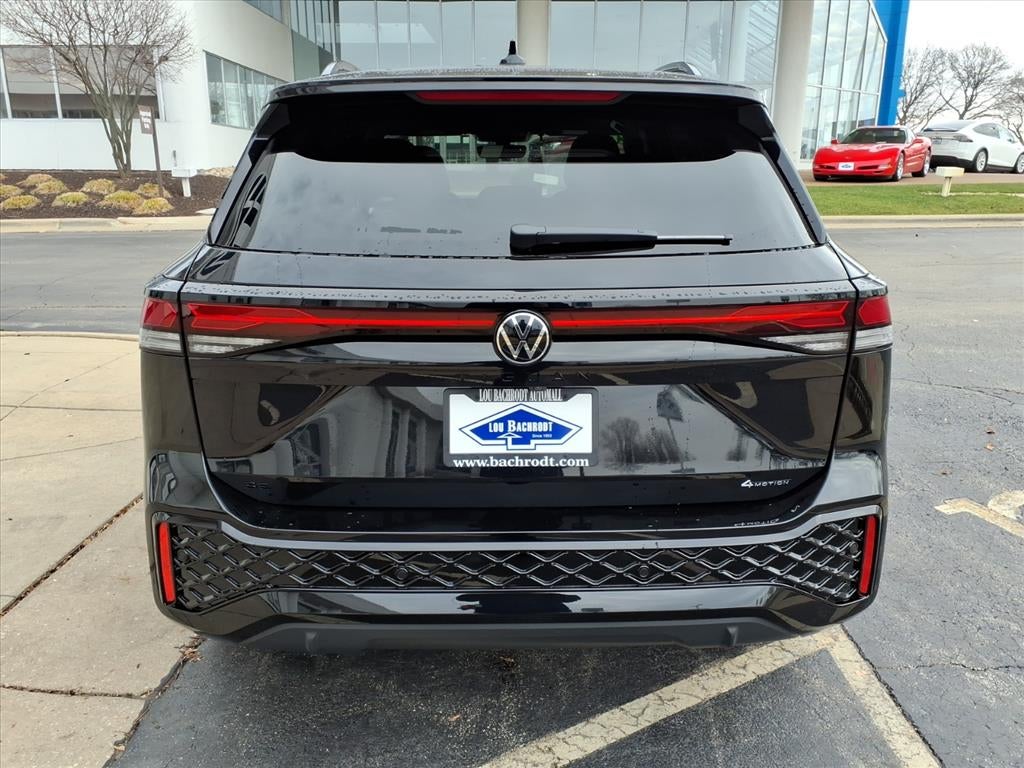 2026 Volkswagen Tiguan SE R-Line Black