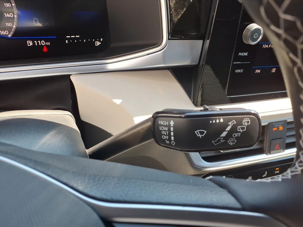 2026 Volkswagen Taos SE
