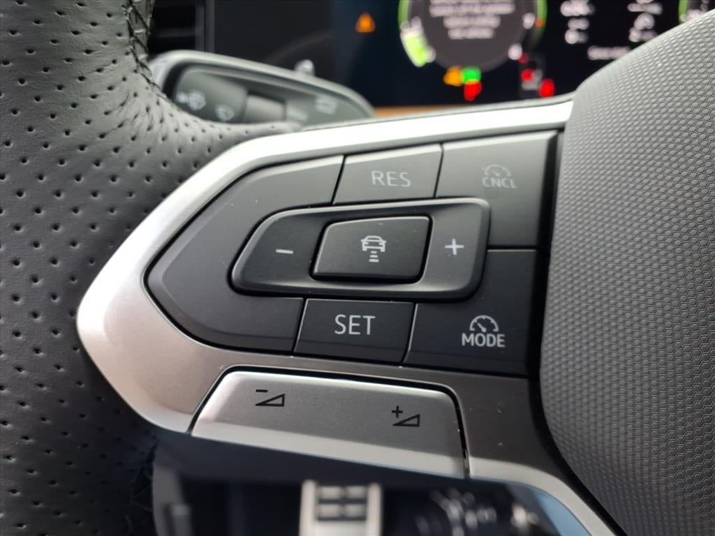 2026 Volkswagen Tiguan SEL R-Line Turbo