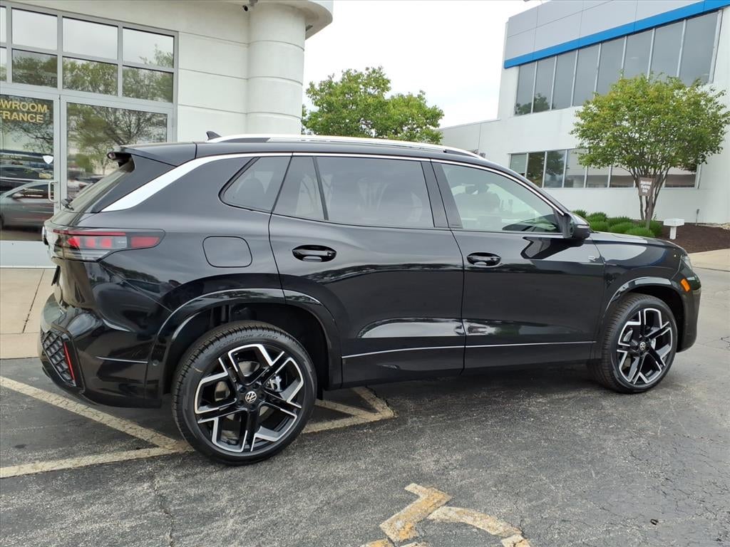 2026 Volkswagen Tiguan SEL R-Line Turbo
