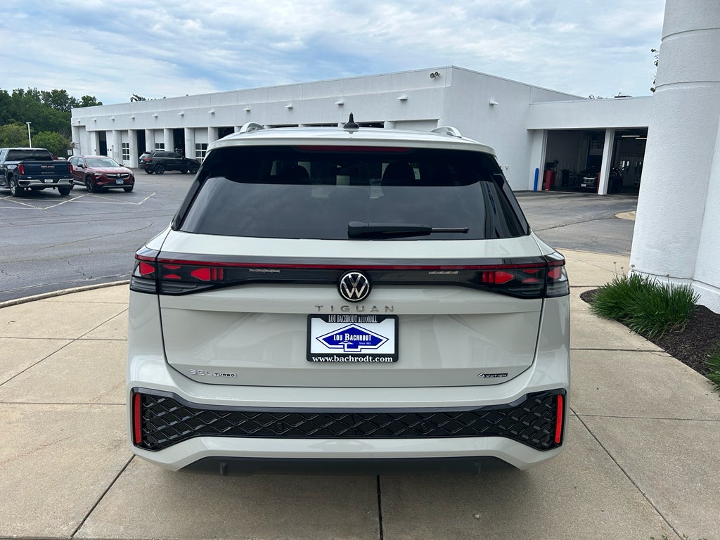 2026 Volkswagen Tiguan SEL R-Line Turbo