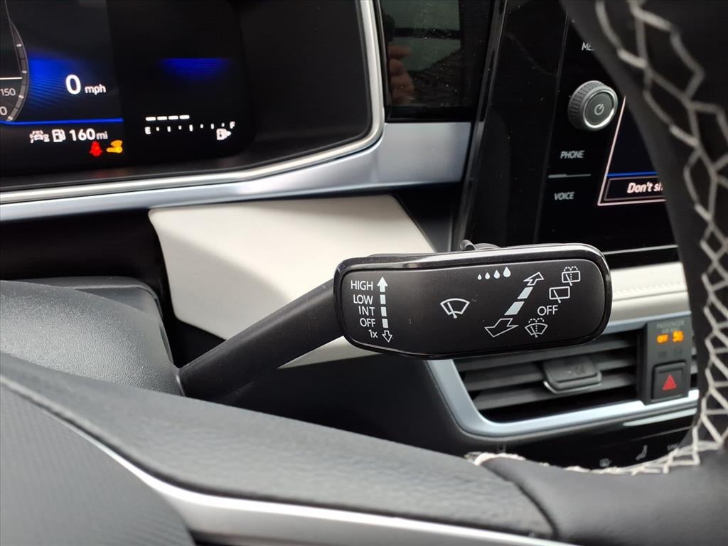 2026 Volkswagen Taos SE
