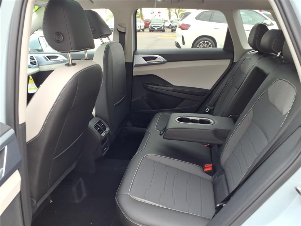 2026 Volkswagen Taos SE