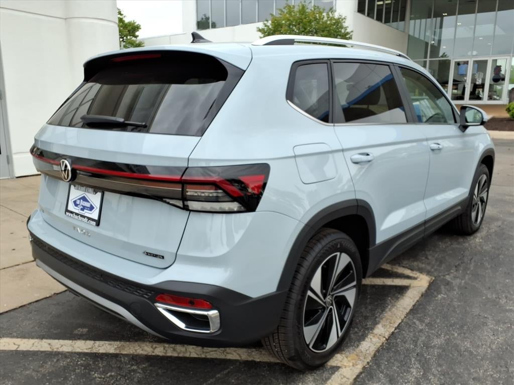 2026 Volkswagen Taos SE