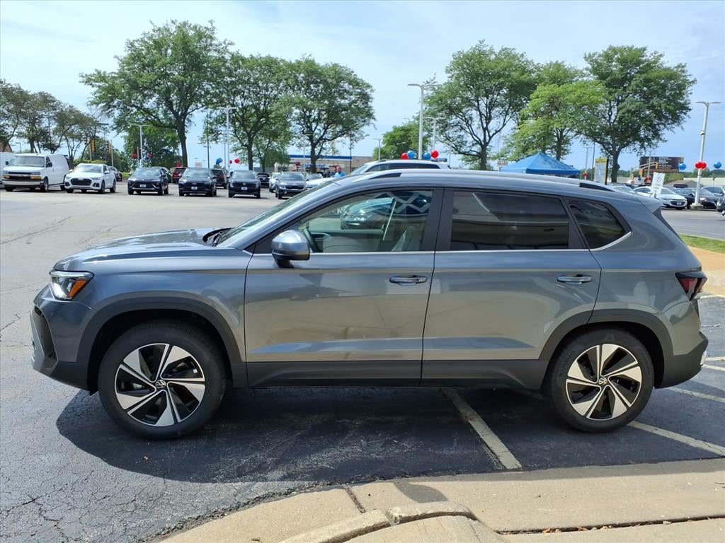 2026 Volkswagen Taos SE