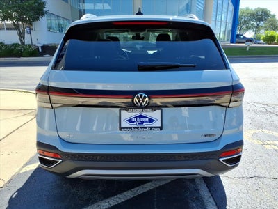 2026 Volkswagen Taos SE