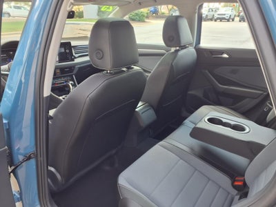 2025 Volkswagen Jetta SE