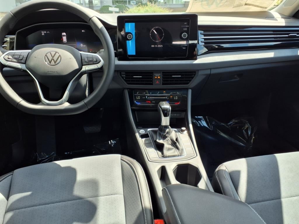 2025 Volkswagen Jetta SE