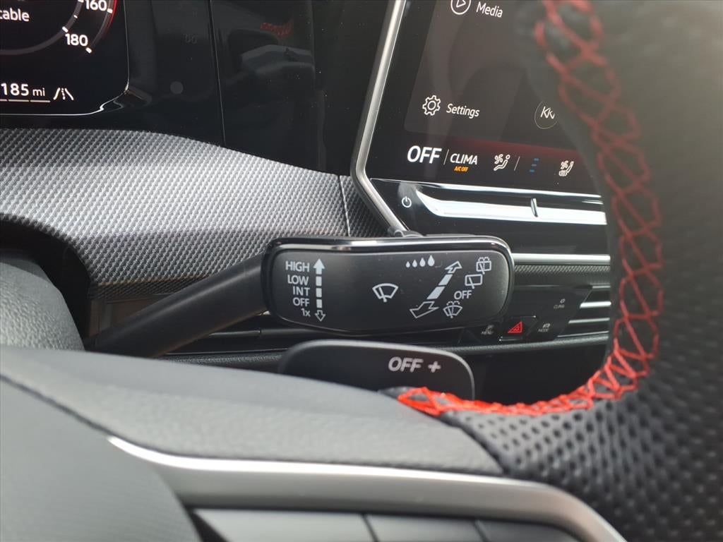 2026 Volkswagen Golf GTI SE