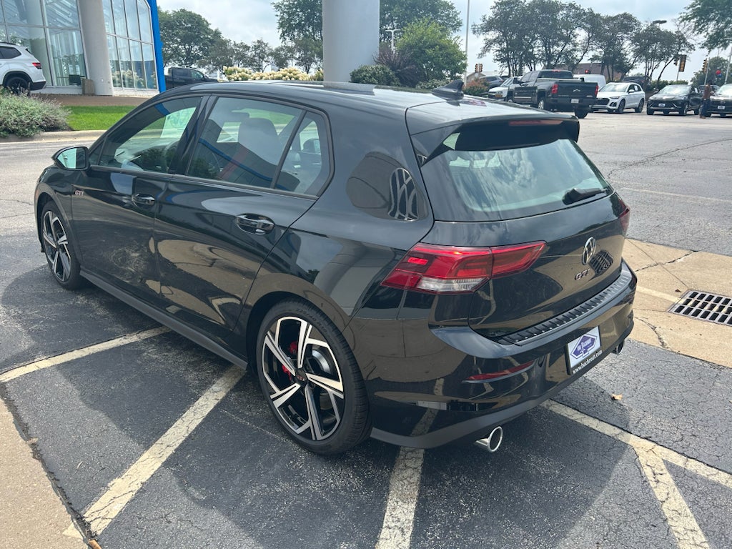 2026 Volkswagen Golf GTI SE