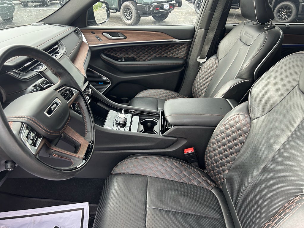 2024 Jeep Grand Cherokee L Summit