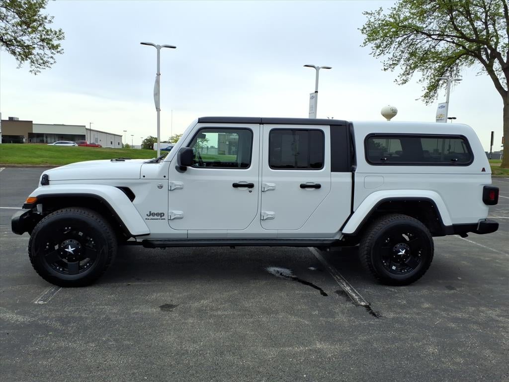 2022 Jeep Gladiator Overland