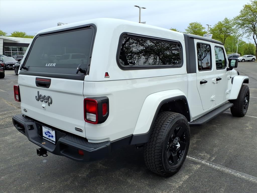 2022 Jeep Gladiator Overland