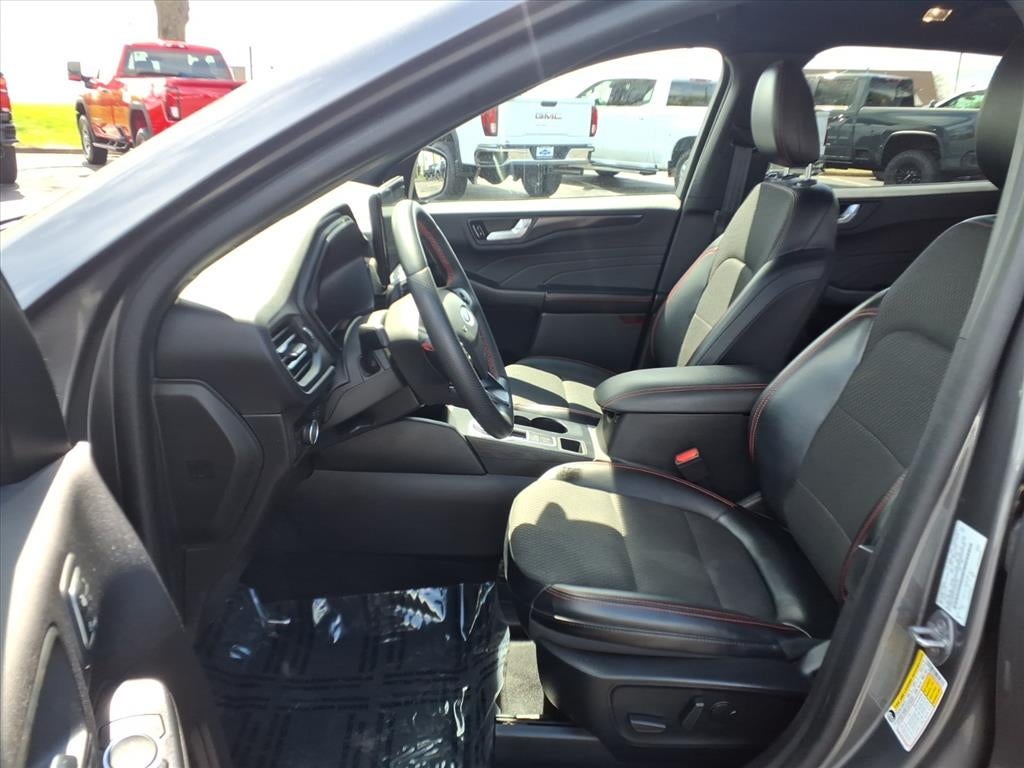2023 Ford Escape ST-Line Select