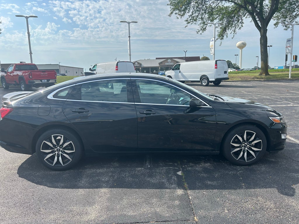 2021 Chevrolet Malibu RS