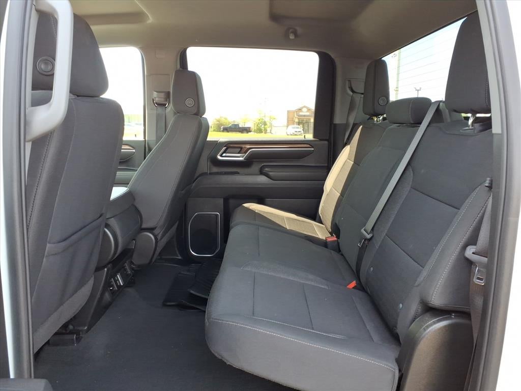 2025 Chevrolet Silverado LT