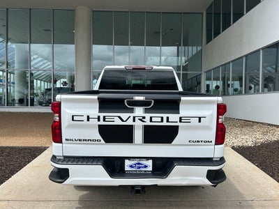 2022 Chevrolet Silverado Custom