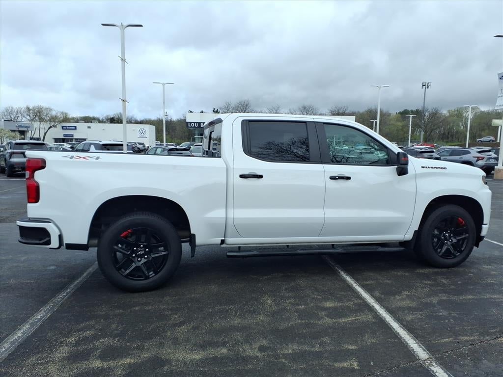 2021 Chevrolet Silverado RST