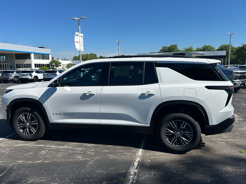 2026 Chevrolet Traverse FWD LT