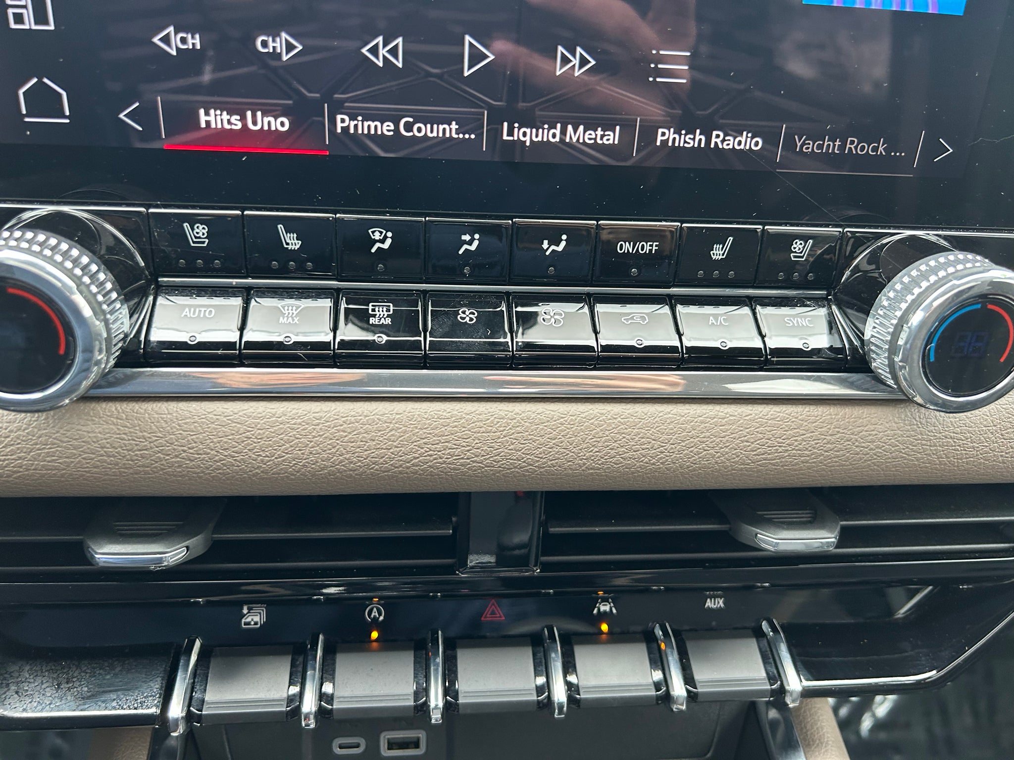 2024 GMC Canyon 4WD Denali