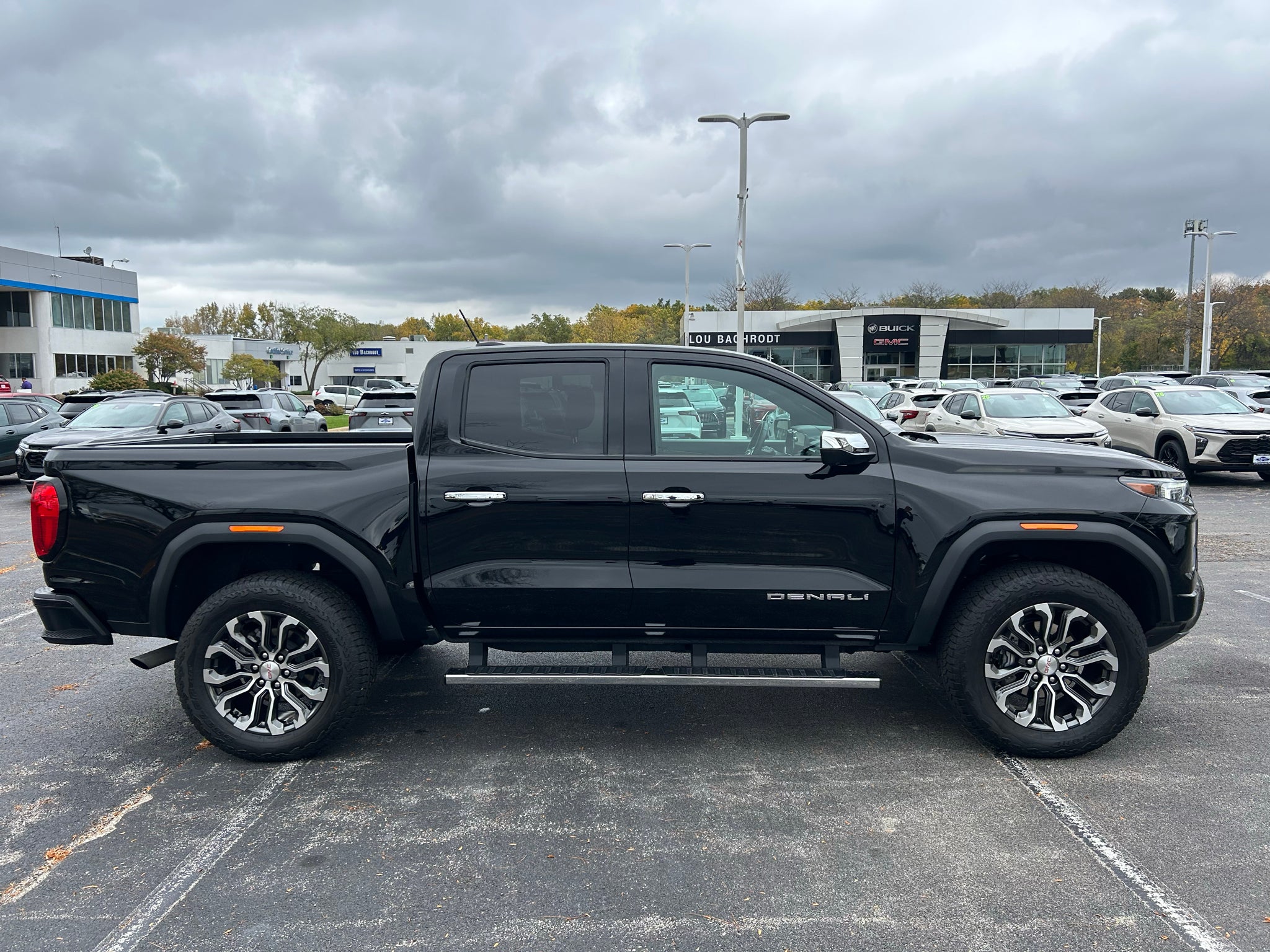 2024 GMC Canyon 4WD Denali