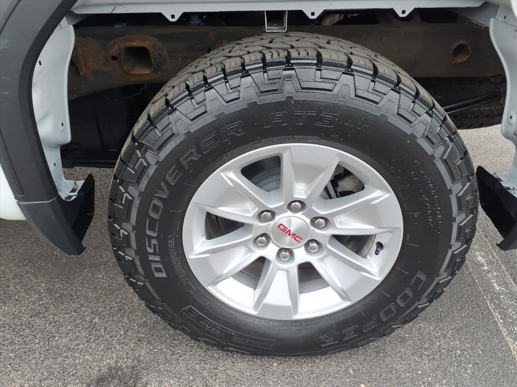 2023 GMC Sierra SLE