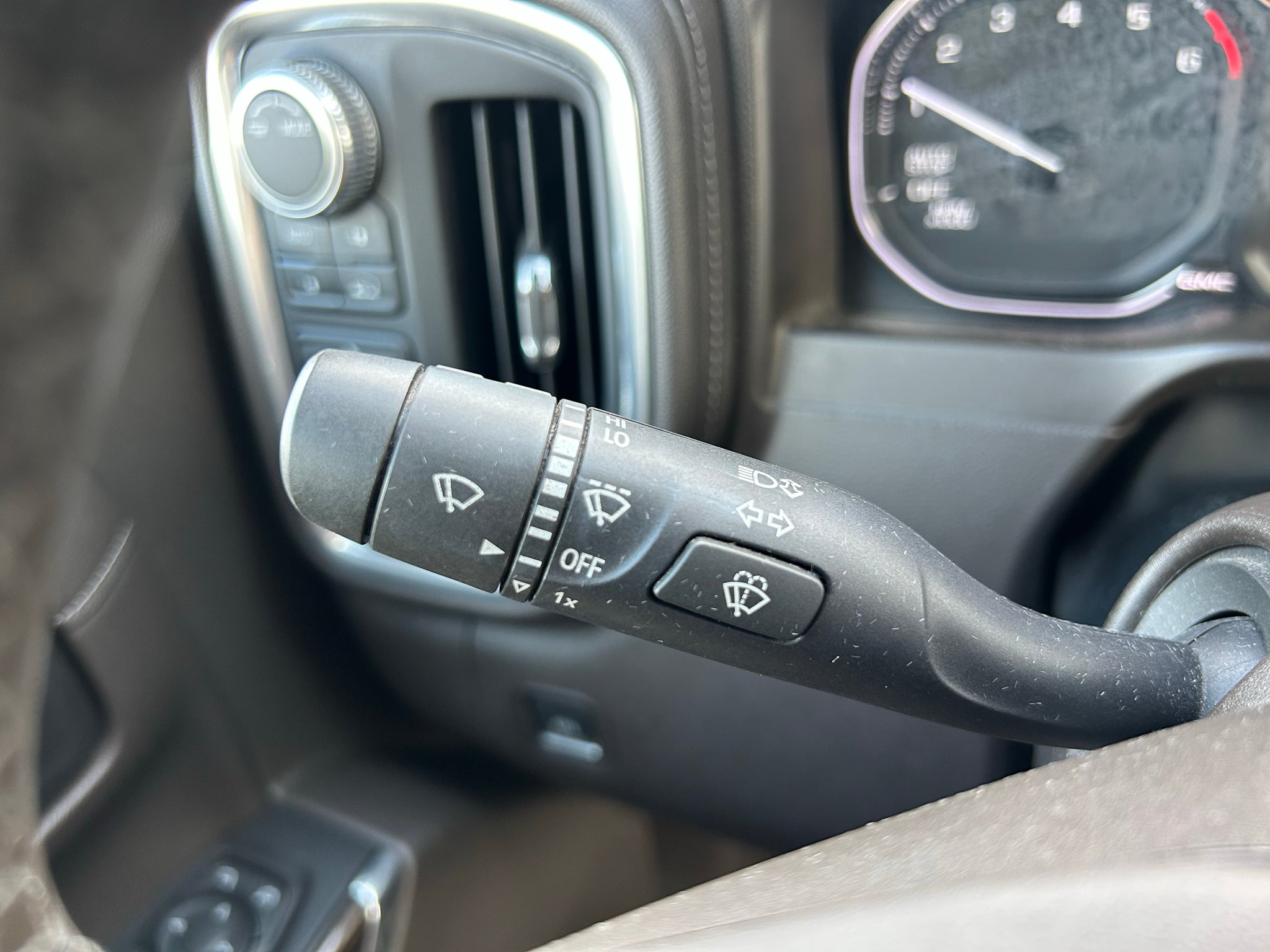 2020 GMC Sierra SLE