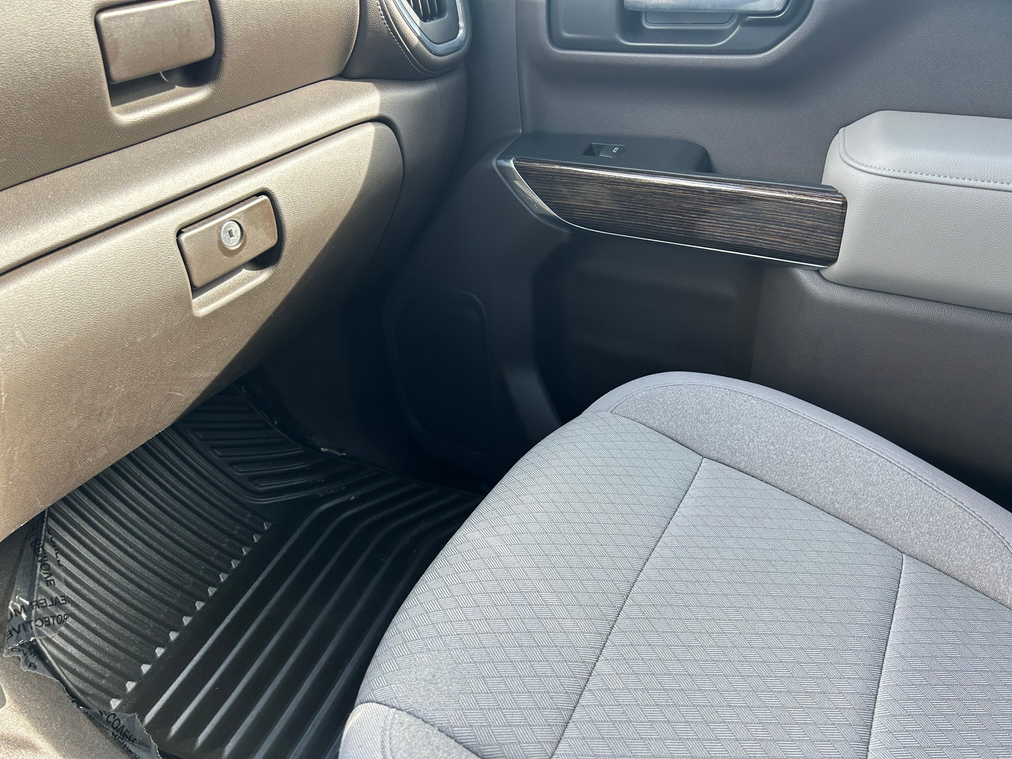 2020 GMC Sierra SLE