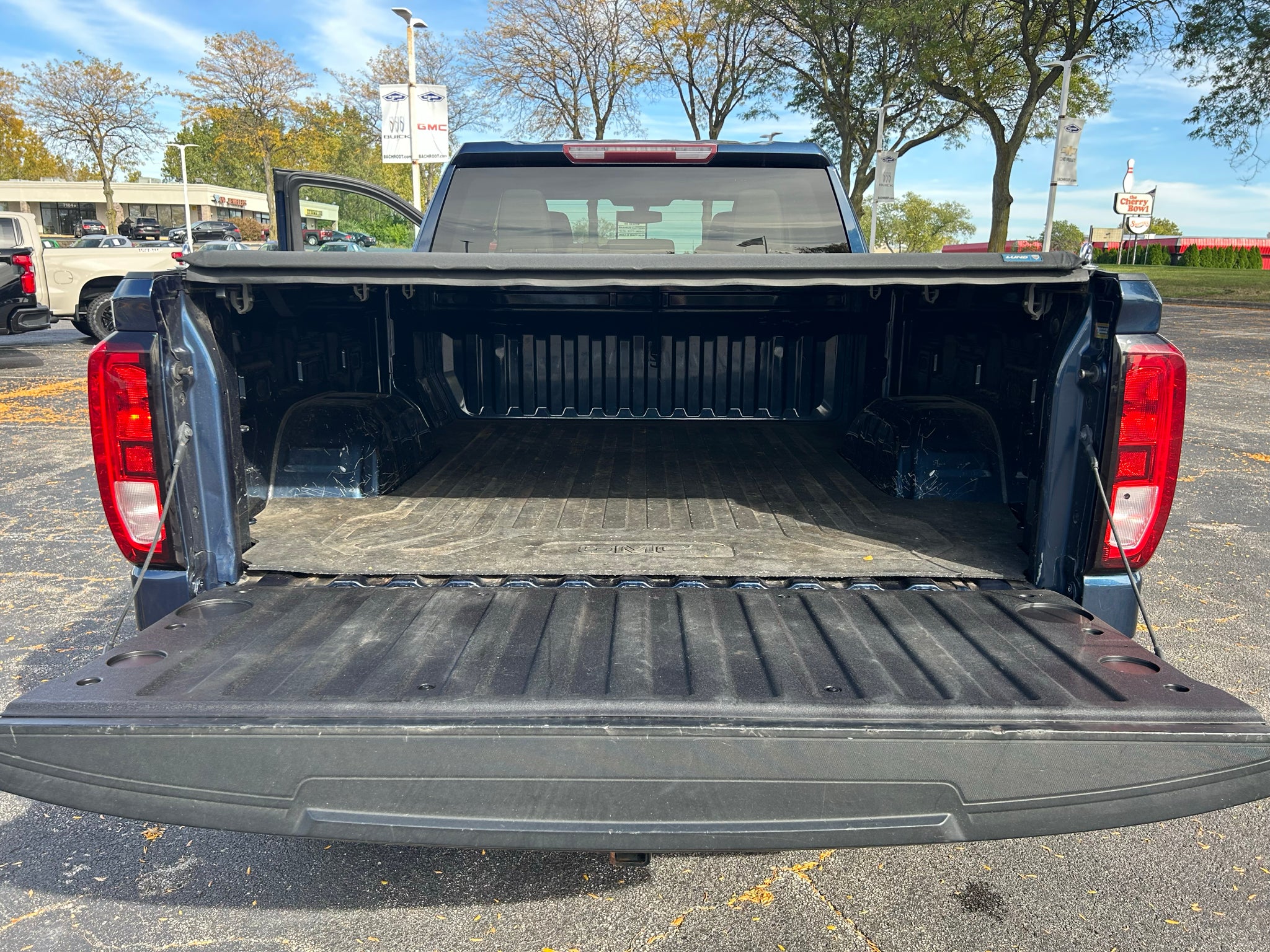 2020 GMC Sierra SLE