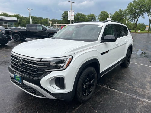 2024 Volkswagen Atlas 2.0T Peak Edition SEL