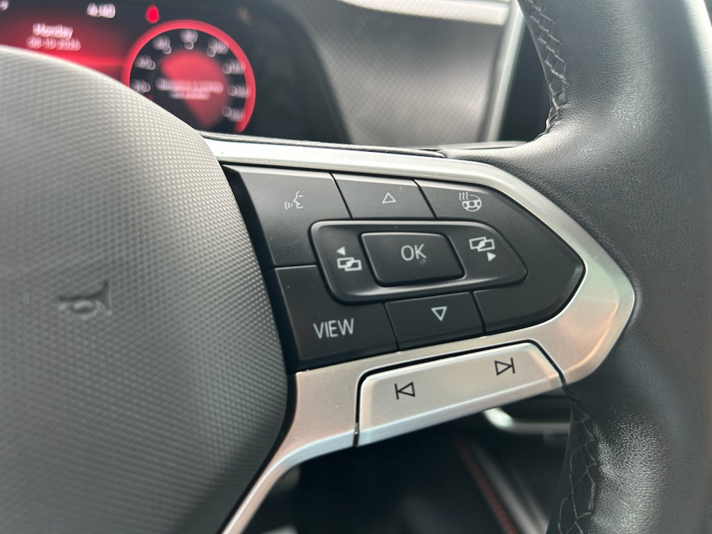 2024 Volkswagen Atlas 2.0T Peak Edition SEL
