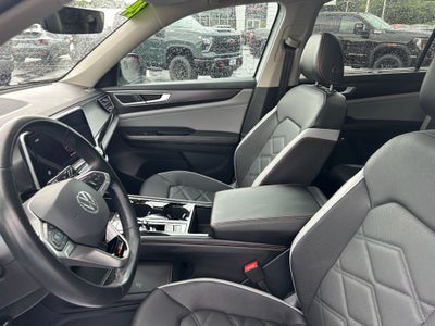 2024 Volkswagen Atlas 2.0T Peak Edition SEL