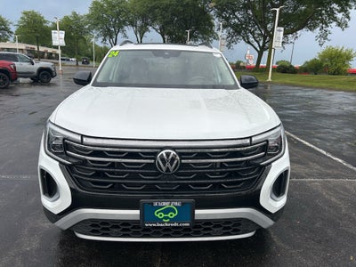 2024 Volkswagen Atlas 2.0T Peak Edition SEL