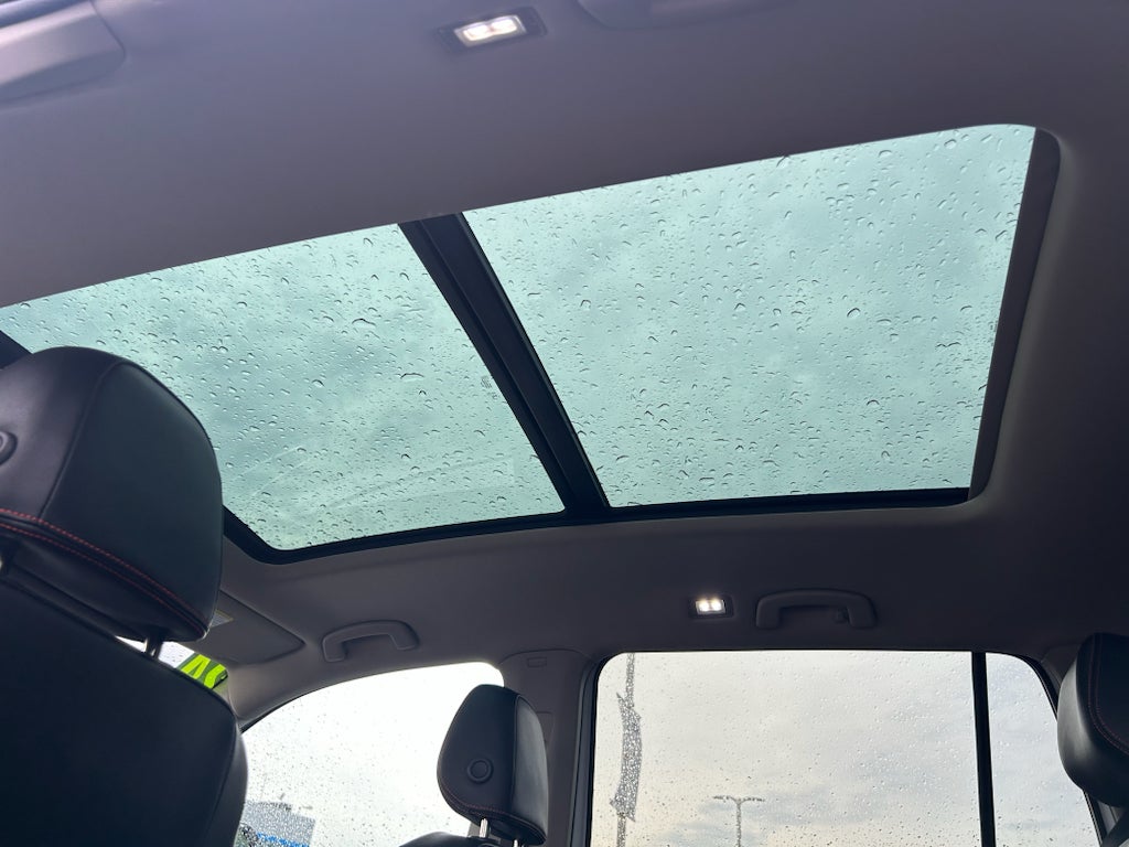 2024 Volkswagen Atlas 2.0T Peak Edition SEL