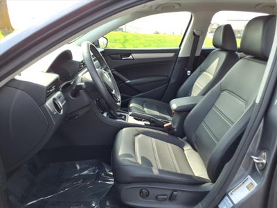 2022 Volkswagen Passat 2.0T SE